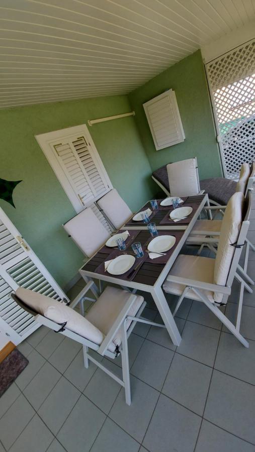Egri Apartmanhaz * Balatonfenyves