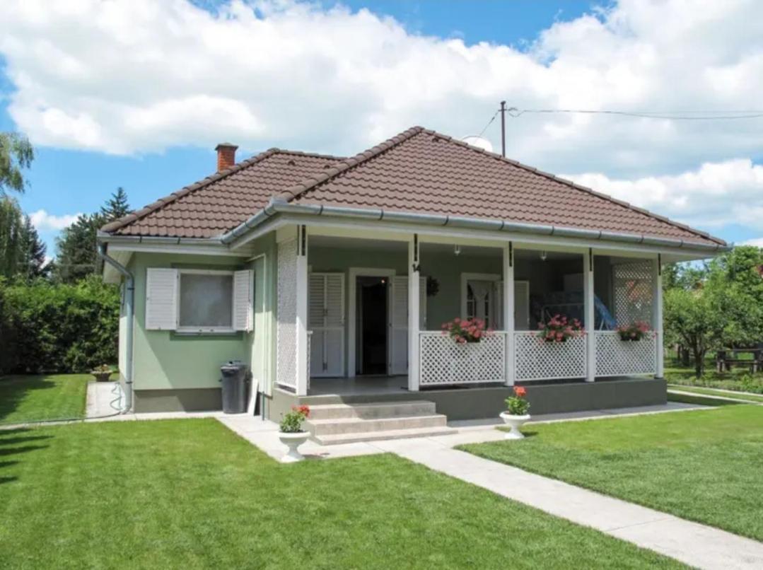 Egri Apartmanhaz