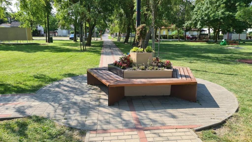 Egri Apartmanhaz Nyaraló
