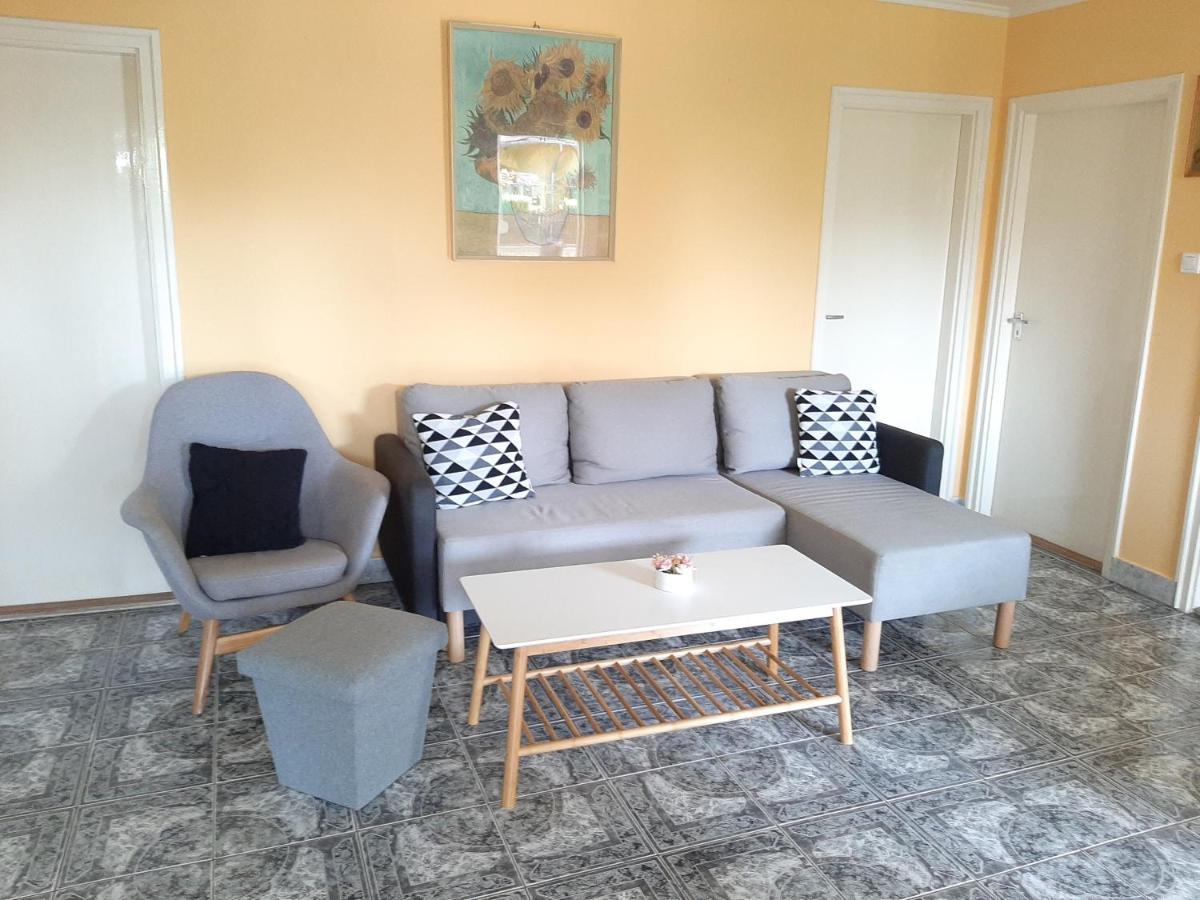 Egri Apartmanhaz *