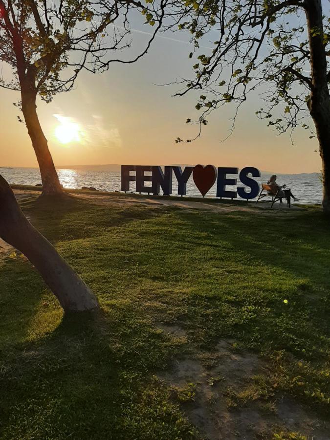 Egri Apartmanhaz Nyaraló *